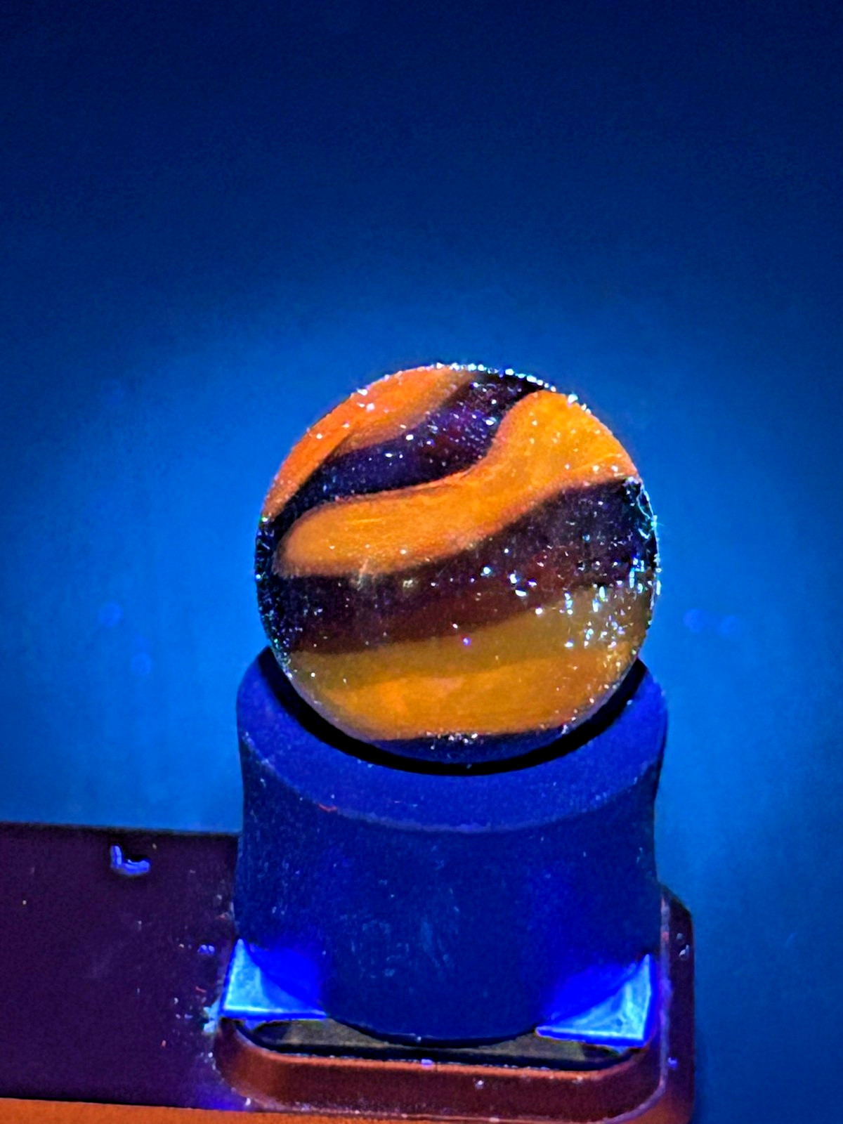 Christensen Agate Co. Swirl Yellow & Black UV+ Marble .63″ Mint CAC15