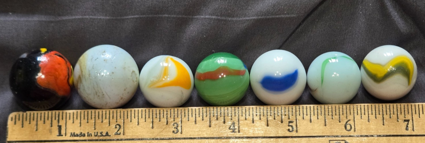 35+ MEDIUM GLASS MARBLES – .5″ – 1″ – DICK TRACY, CHRISTMAS, POO EMOJI & MORE