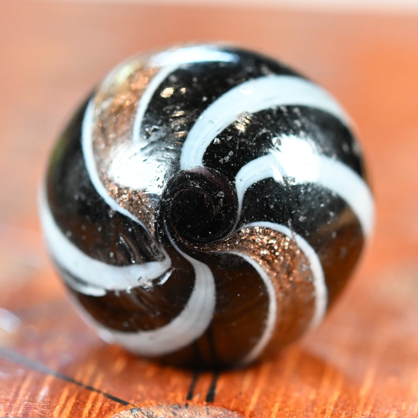 Black Base White Banded Lutz Marble, Handmade 0.82 inch, Near Mint- German S1644