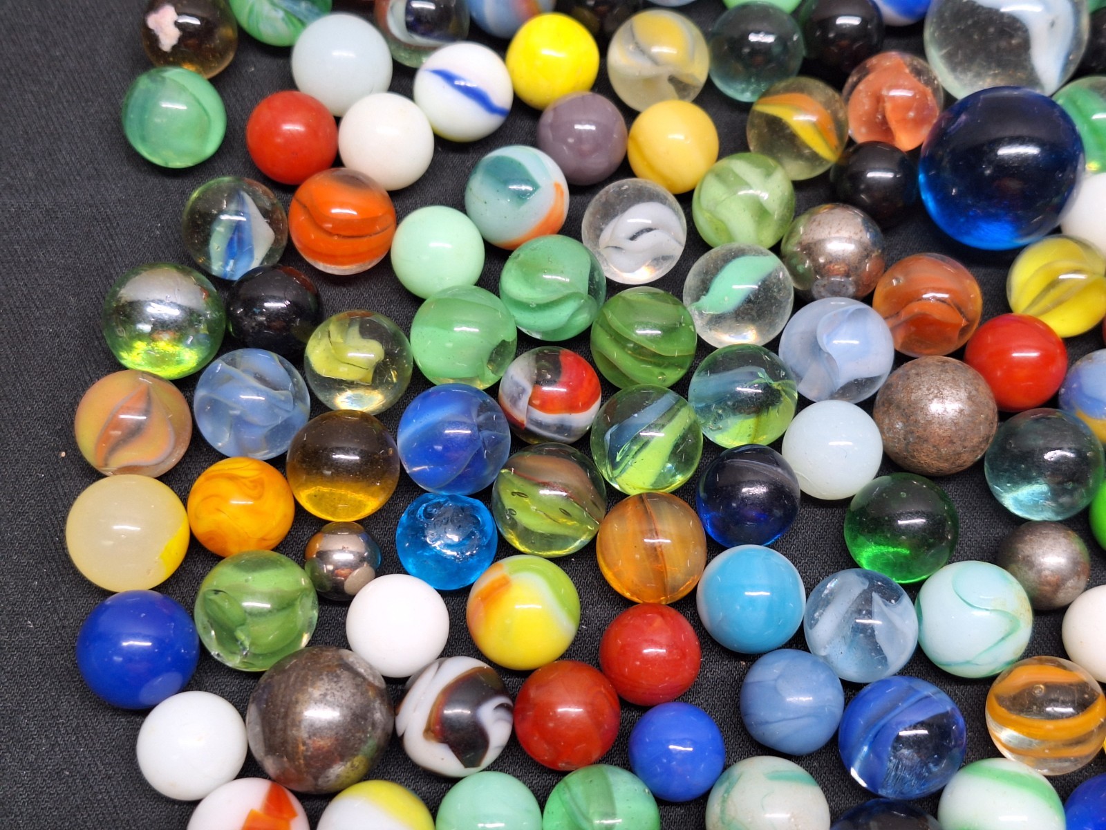 Vintage MARBLES QUART JAR of OLD GLASS MARBLES about 4.5 Pounds