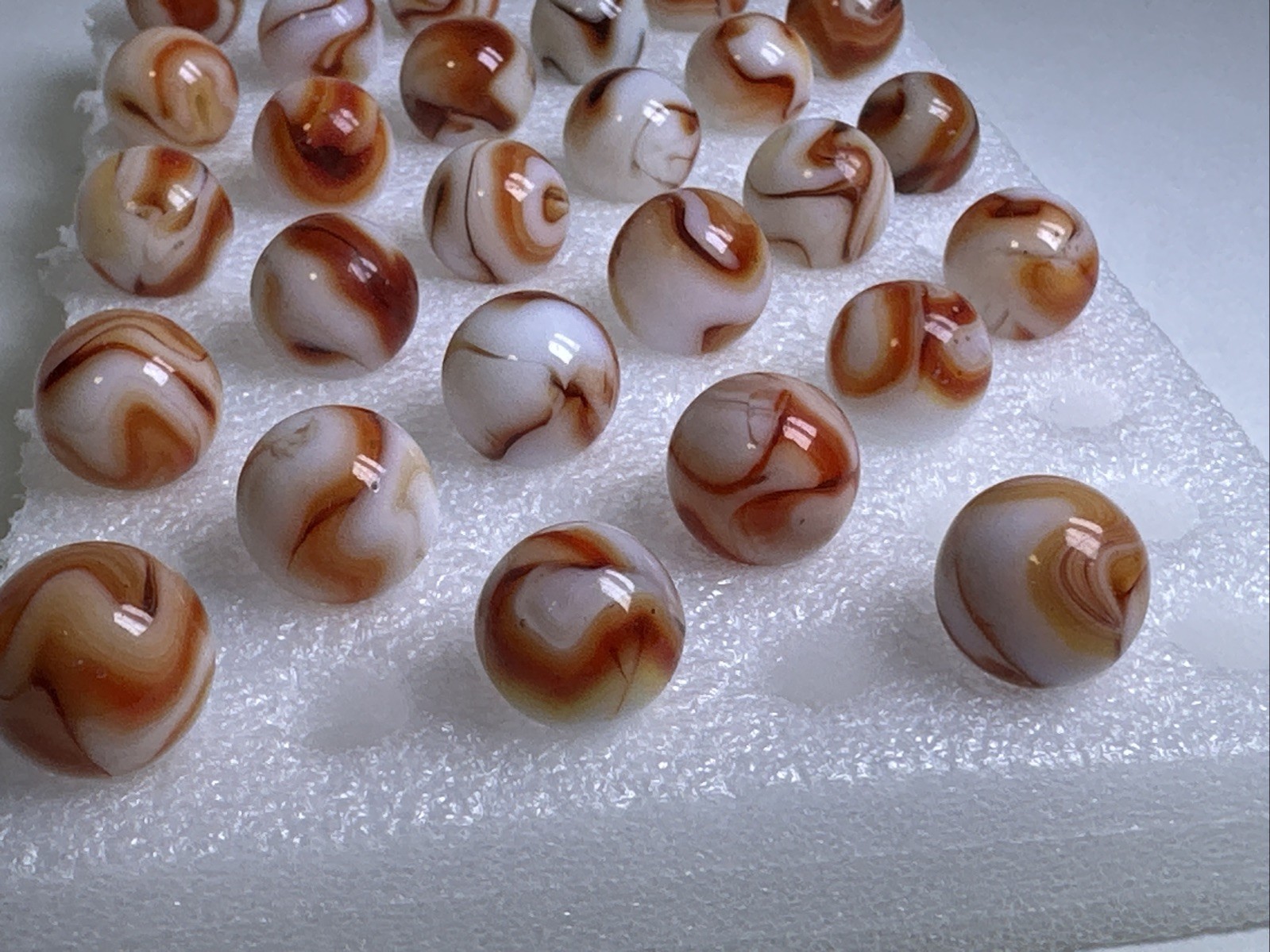 376 Lot Of 29 Vintage Heaton Agate Swirl Marbles!