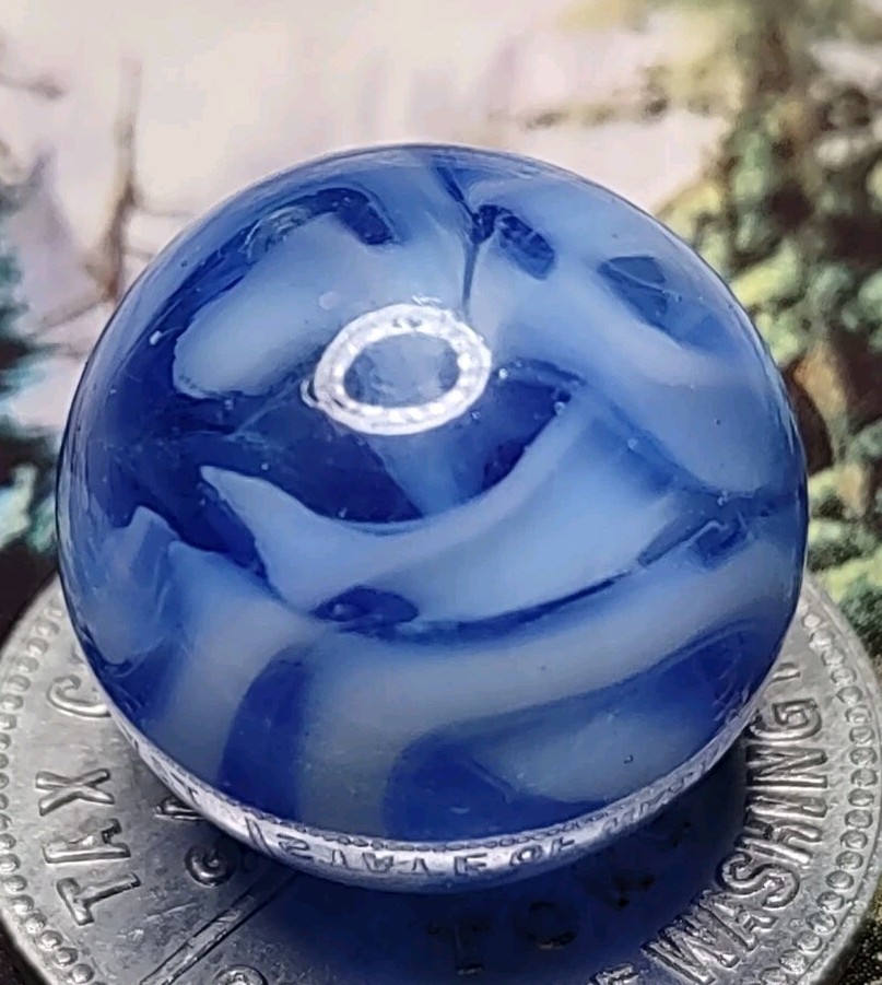 Transparent Blue & White Wire Pull SWIRL Alley Agate Glass Vintage Marbles .67″