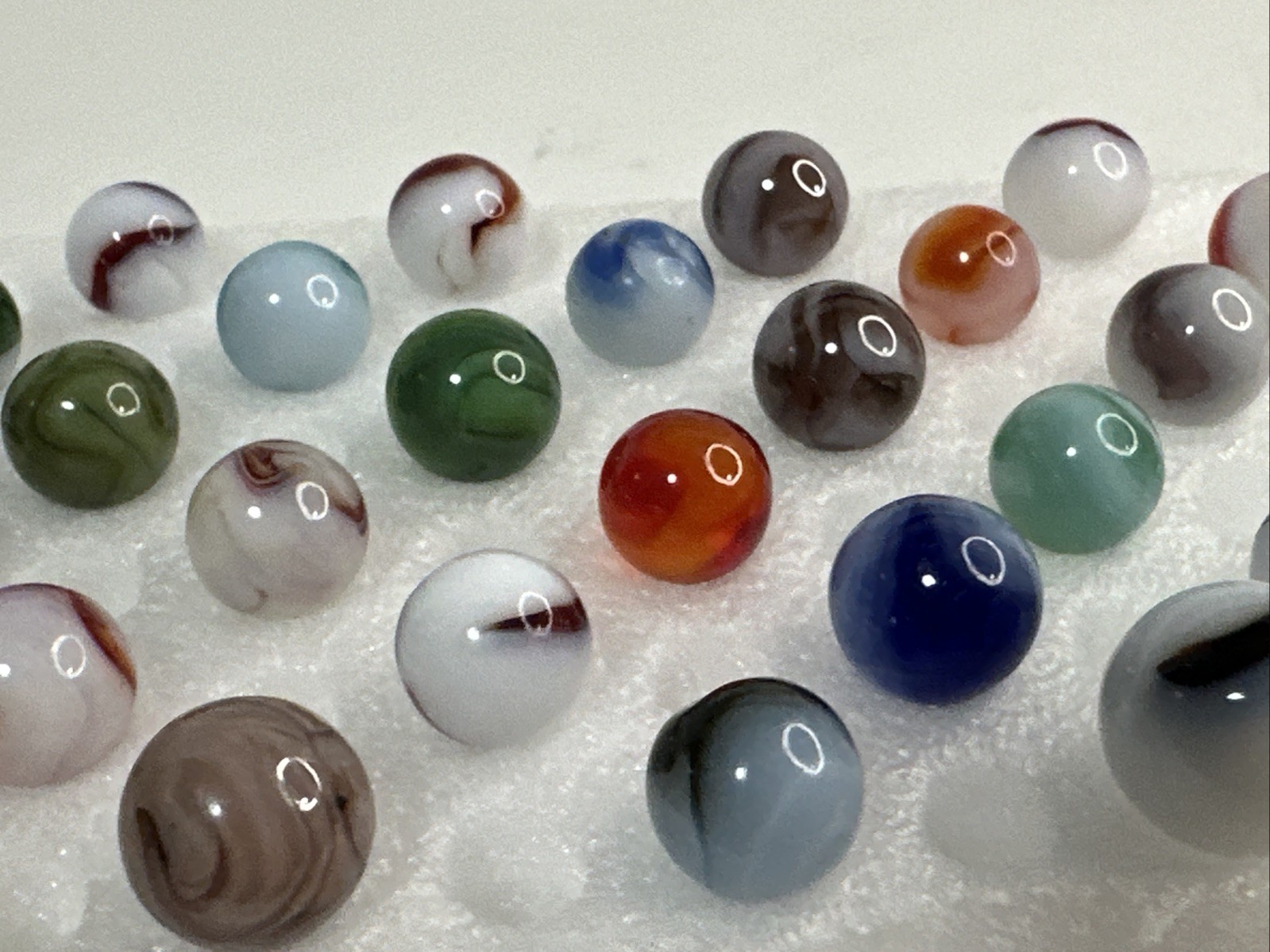 410 Lot Of 30 Jabo Swirl Marbles!