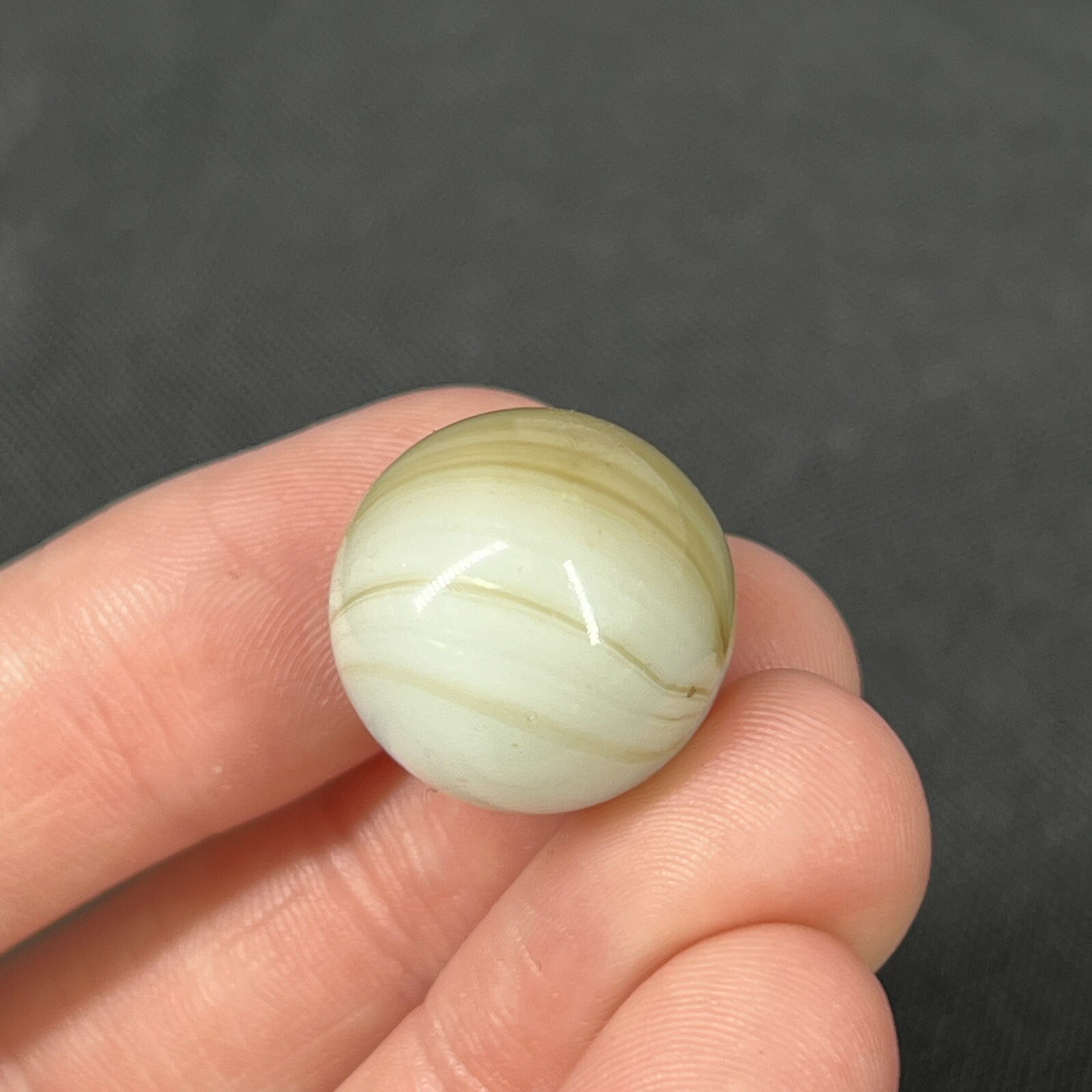 Vintage Agate Christensen Peltier Art Glass Swirl Marble .65” Milky Green