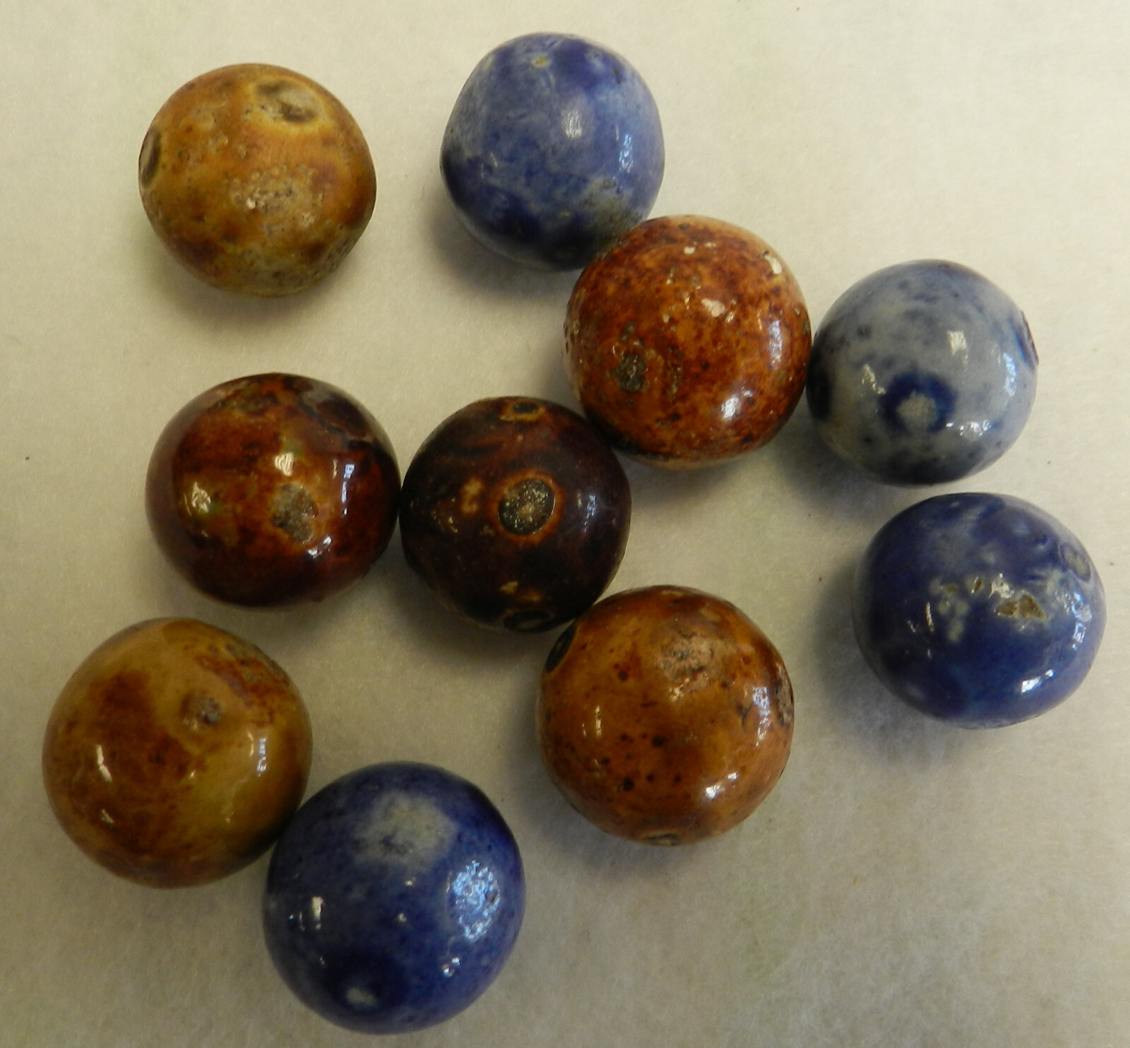 #17512m .84 to .92 Inches Vintage Group of 10 German Handmade Bennington Marbles