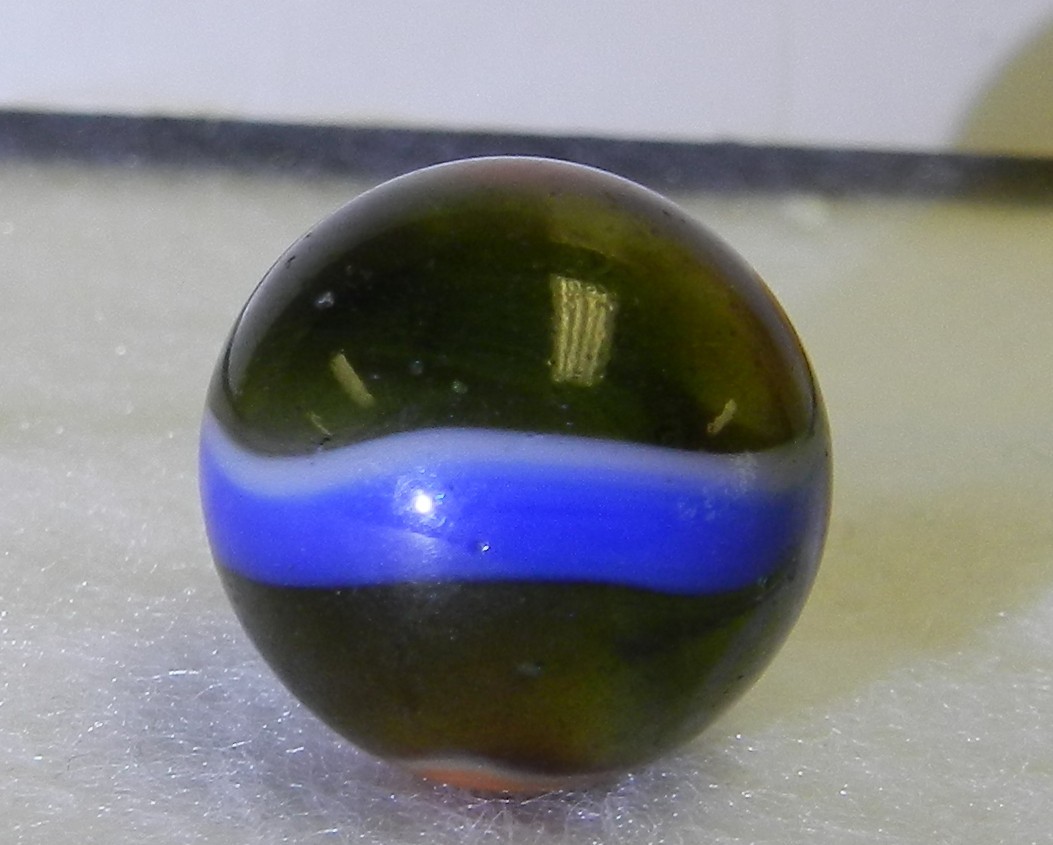 #20257m Vintage Peltier Glass Swirl Marble .64 Inches *Near Mint*