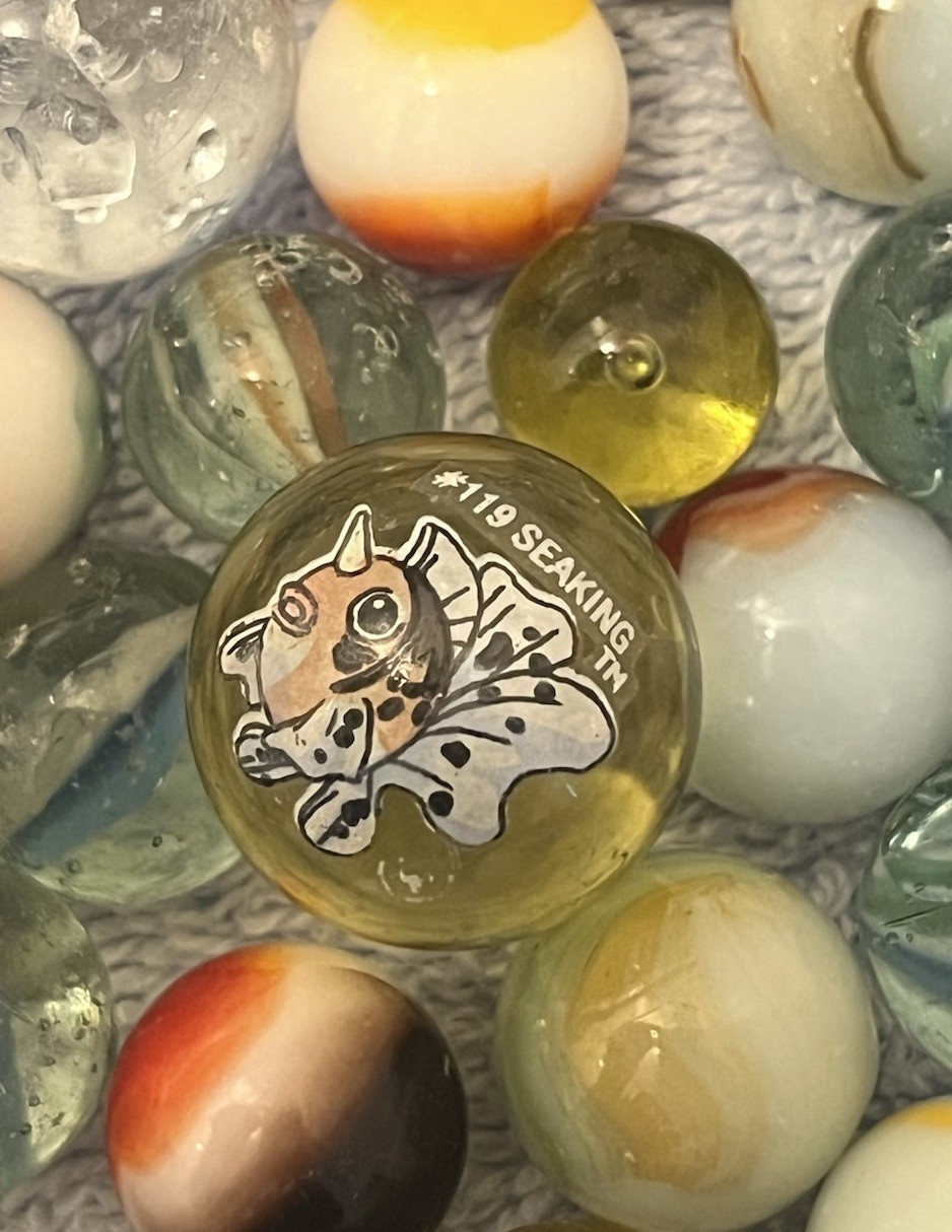 Jar of Vtg Marbles Beach Ball Cat Eyes Glass Shooters Mixed Lot 130 Various Cond