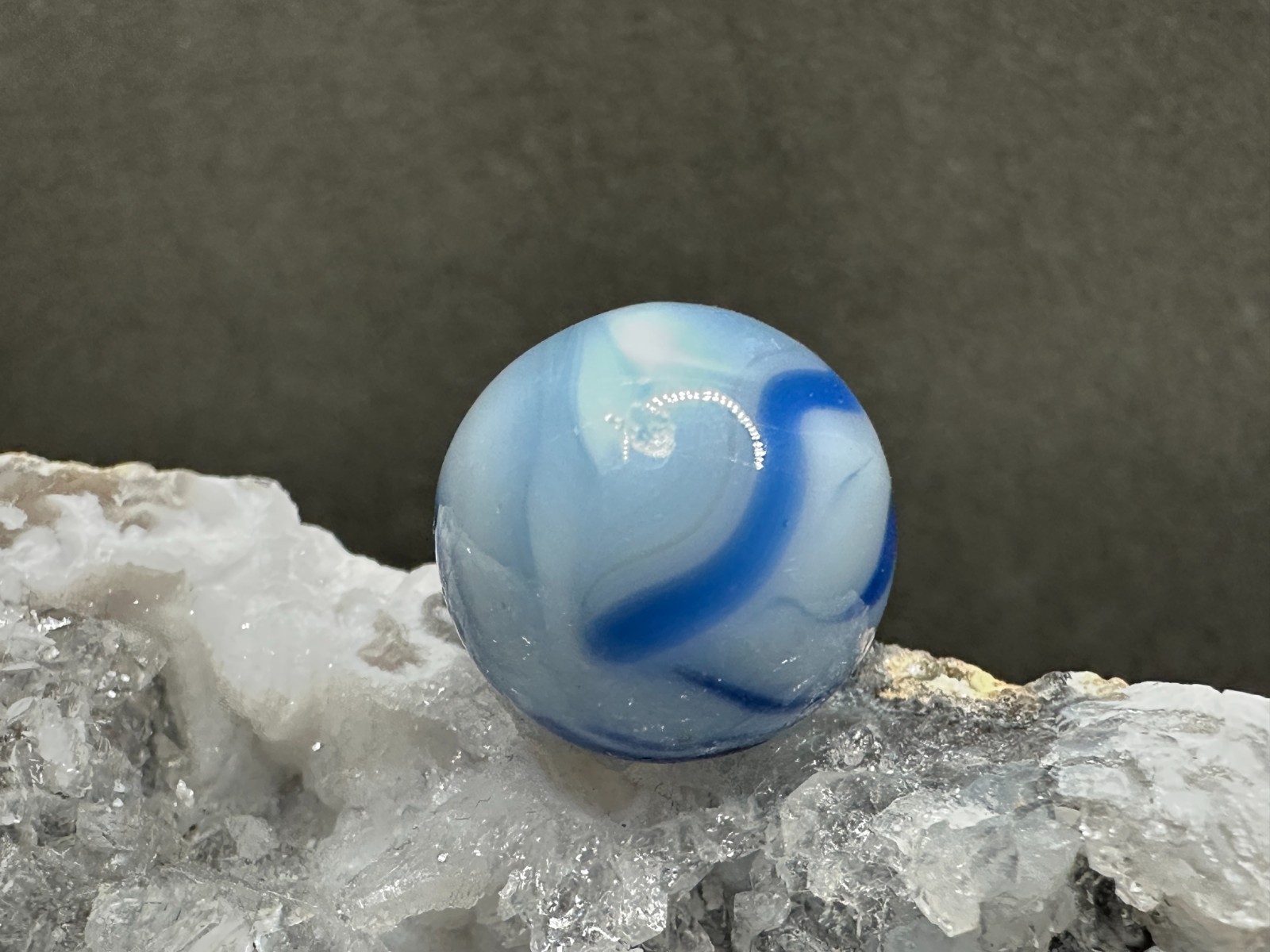 Vintage Alley Agate West Virginia Swirl Marble – Blue & White – .63″ Excellent!
