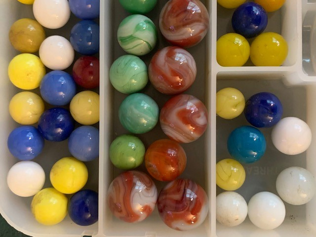 Lot 75 Mixed Glass Marble Collection Swirls, Cat’s Eyes & More Sizes 1/2″-3/4″
