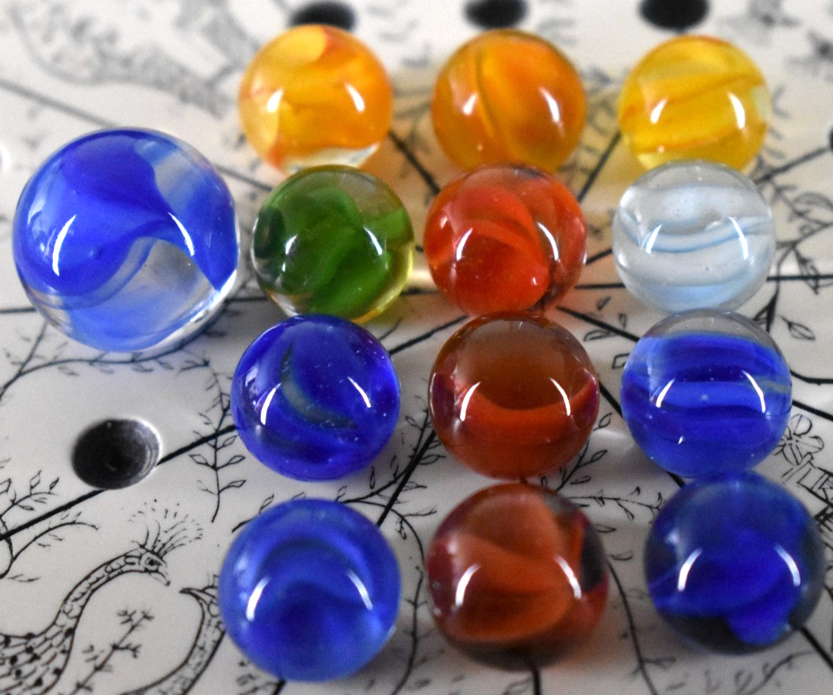 Vintage Vitro Agate Early Cats Eye Marbles 12 Standard + 0.86″ Shooter (VG)