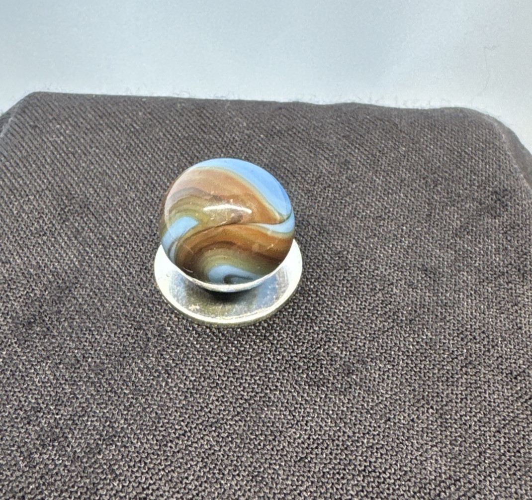 Christiansen Agate Opaque Blue Base With Brown Swirls..63″ Wet Htf Brown