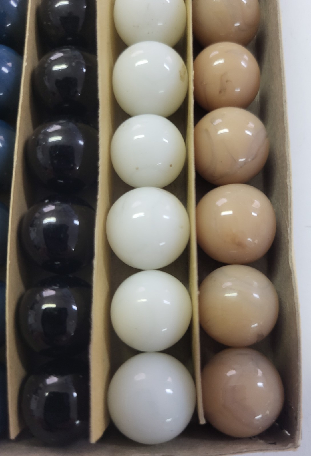 Vintage Master Glass Company Marbles in Box Chinese Checkers Akro-Agate Style