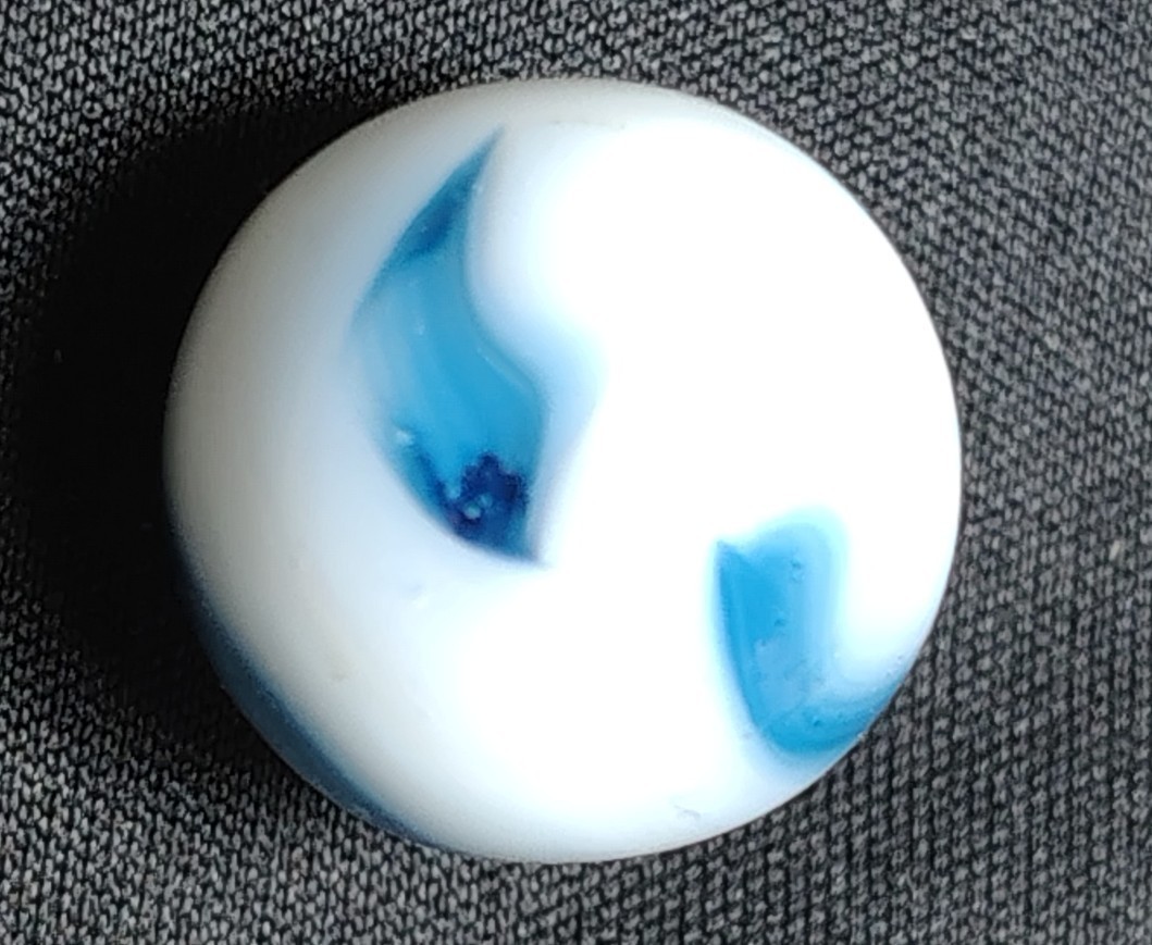 Vintage Alley Agate 0.60″ Dark Cobalt Blue Ribbon Swirl Marble NM! White Base…
