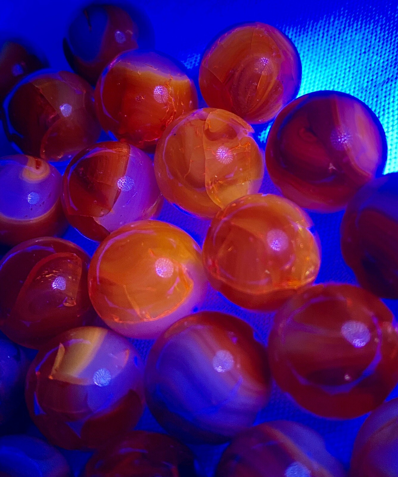 Uranium Streaked Glass Vintage Marbles Lot Of 30 About 17 Cm UV Reactive