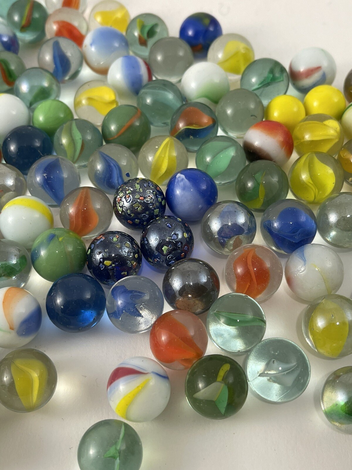 Vintage Marble Lot, Lot Of 198 Marbles