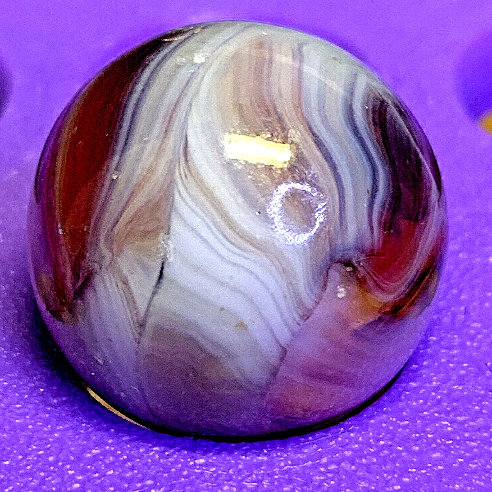 DAS/JABO/WV THICK OXBLOOD SWIRLS WITH WHISPY BANDS SHOOTER .73″ 9B/109