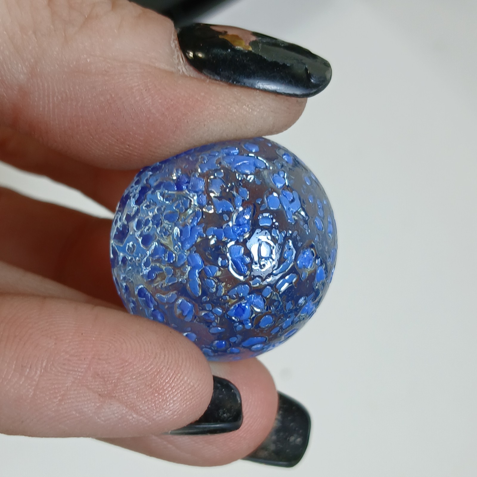 Vintage Akro Agate Shooter Confetti Blue Speckles 1″ Glass Marble Clear