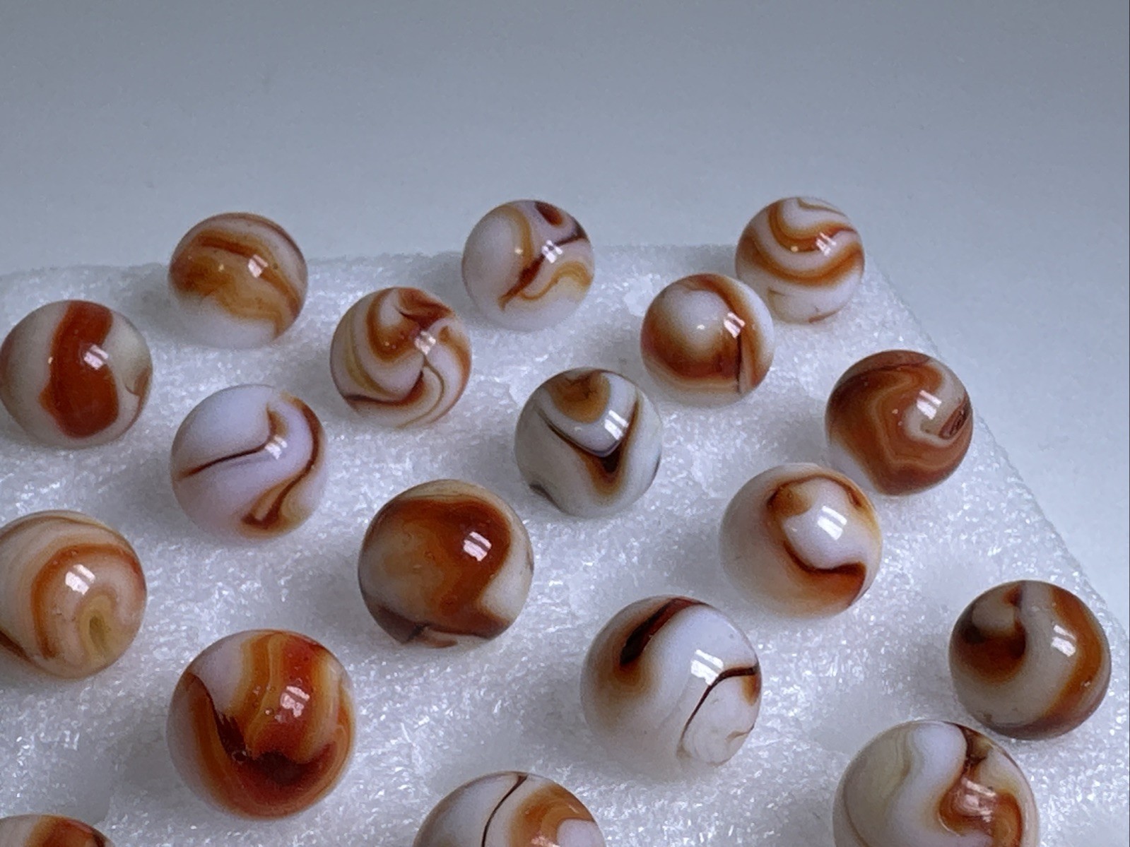 376 Lot Of 29 Vintage Heaton Agate Swirl Marbles!