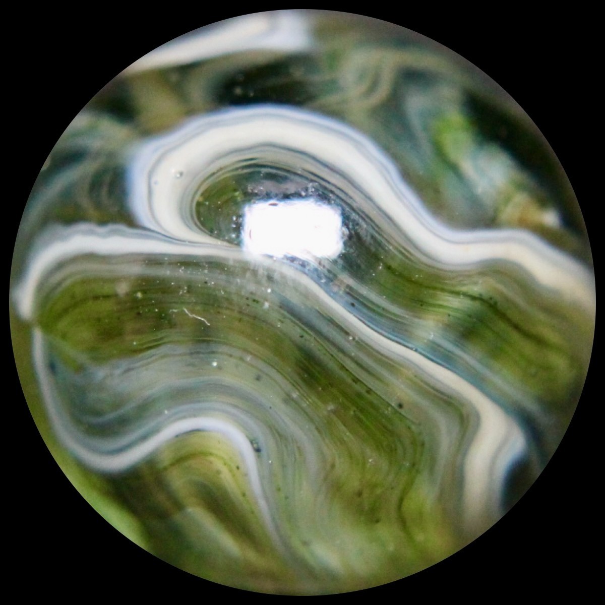 JABO Ultra Marble Collector Series: Radioactive Ivory w/Gold Chains