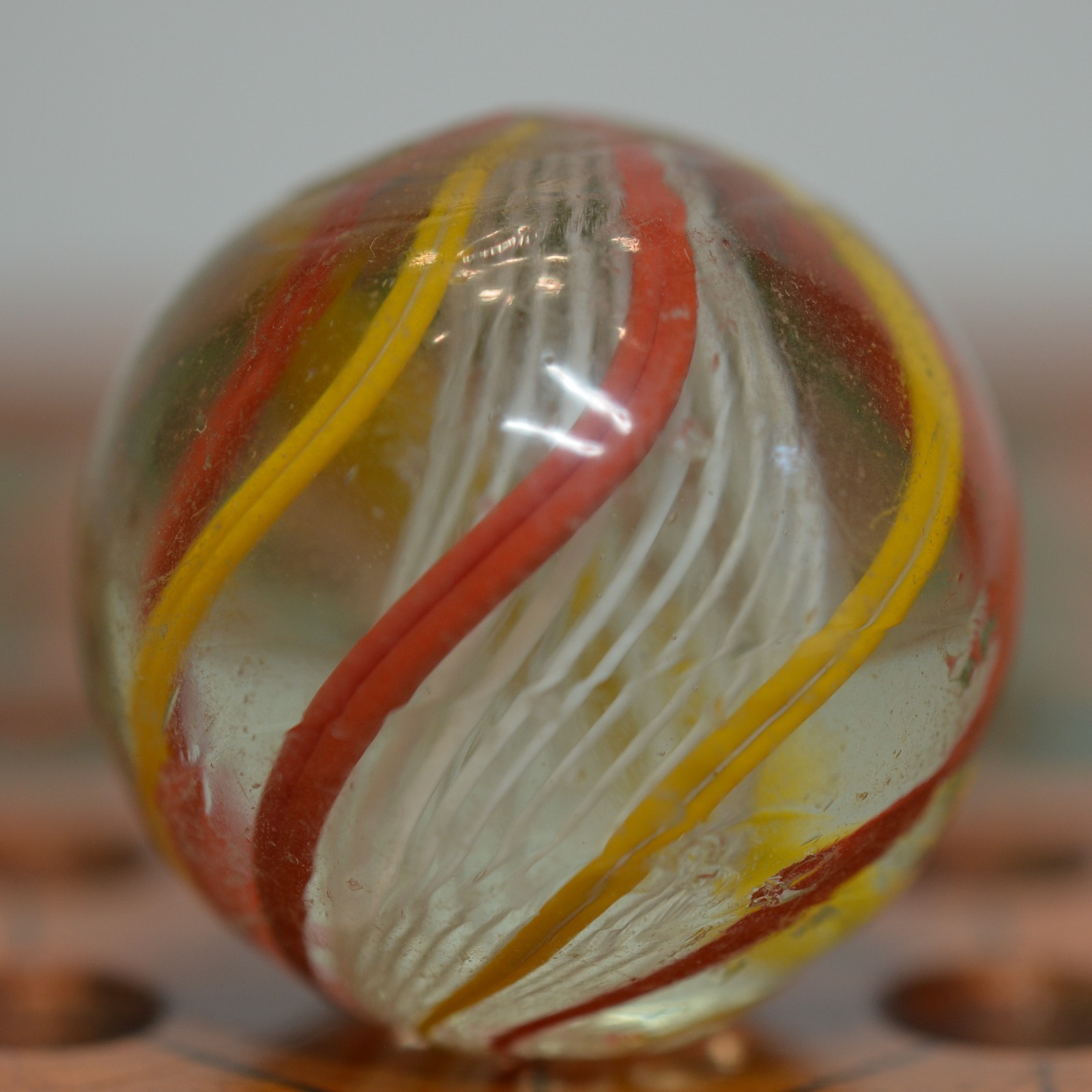 Handmade White Latticinio Swirl Marble, Shooter 1.23in Near Mint 1860-1920 S1560