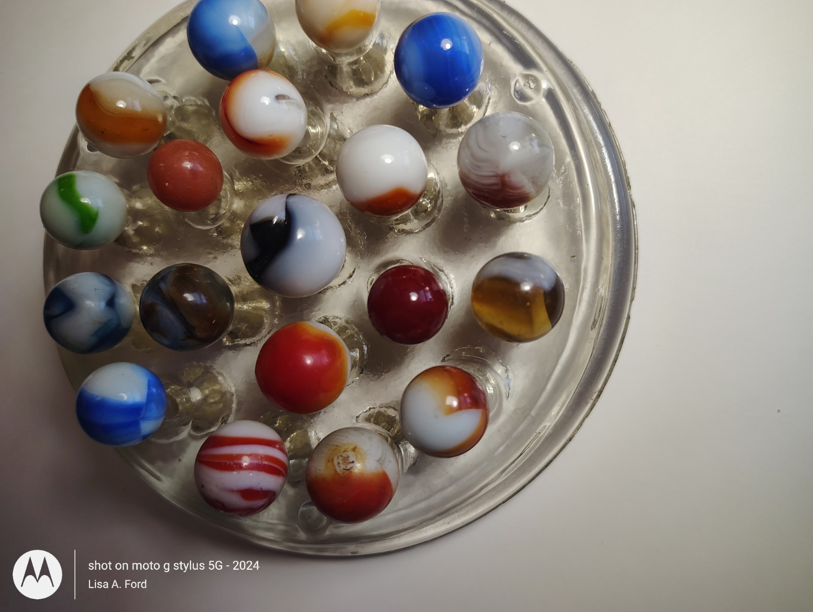 Vintage Marbles Lot of 19 Akro Agate Peltier Vitro Alley Estate Find WOW LOOK!
