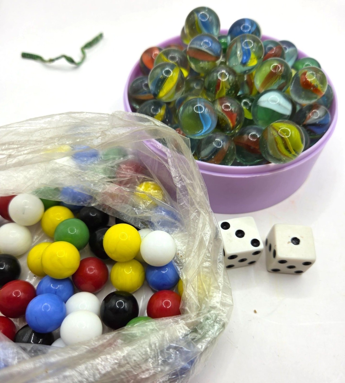 Lot Of Vintage 1940’s 50s Swirl Cat Eye Glass Marbles Shooters Estate