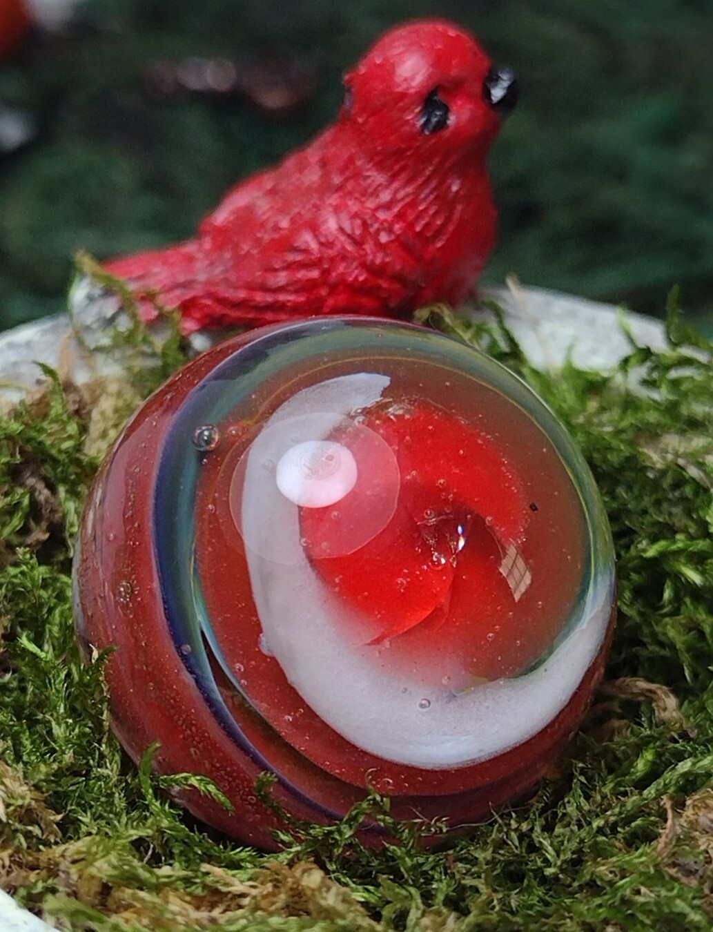 .82″ NM Red Green & Blue SPIRAL 🐚 Swirl Contemporary Studio Art Glass Marbles