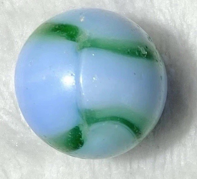 PELTIER GLASS CO. Reverse Dragonfly Near Mint 5/8” RARE
