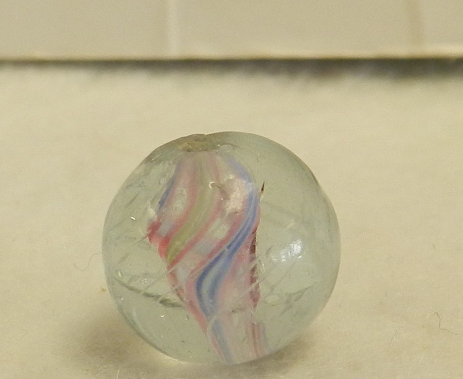 #19781m Peewee .50 Inches Vintage German Handmade Divided Ribbon Swirl Marble