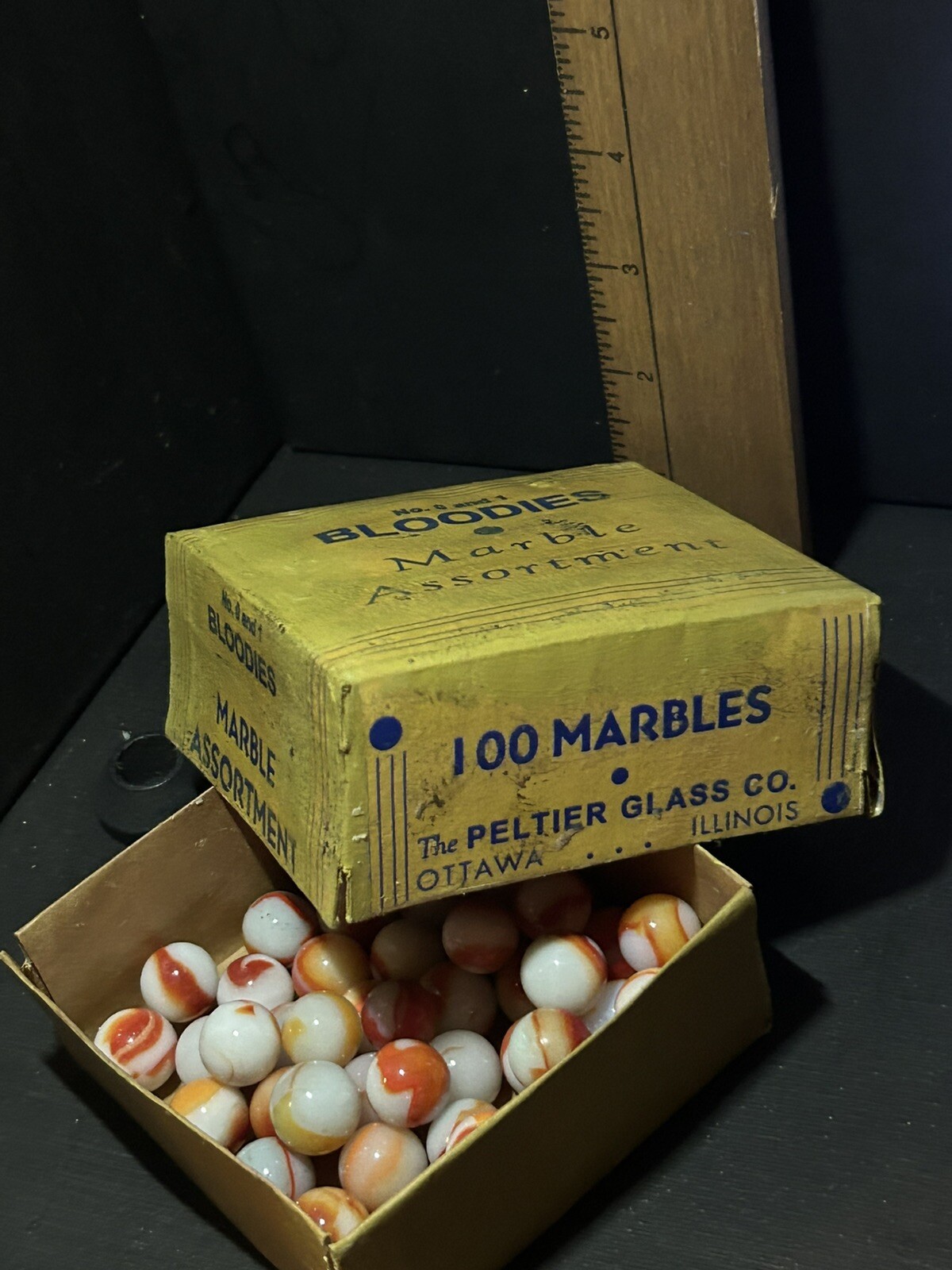 1 Peltier Glass Company Bloodies Marble Box For Size 0 And 1