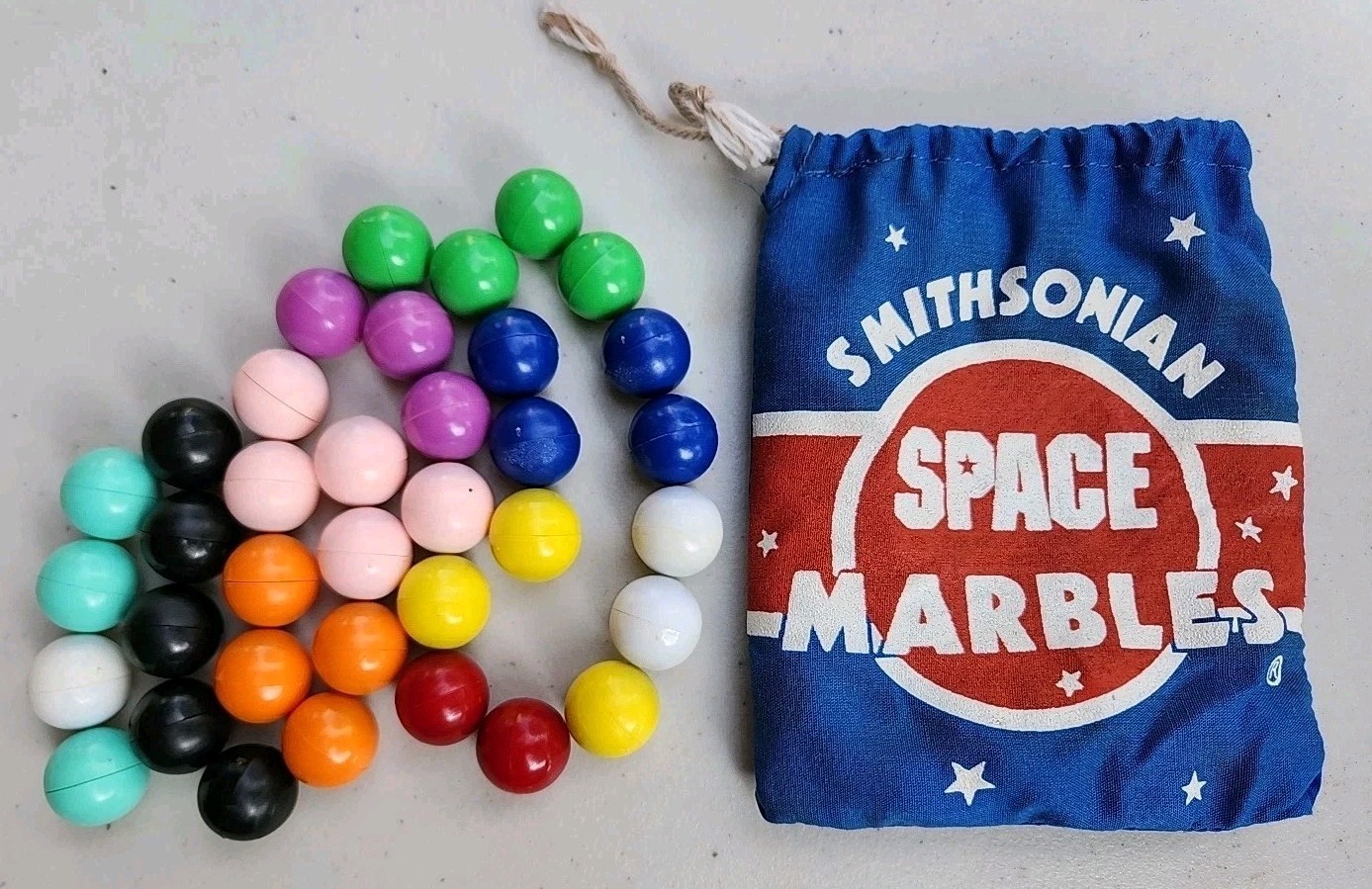 Vtg Smithsonian Magnetic Space Marbles Set 24 Colorful Plastic STEM Toy