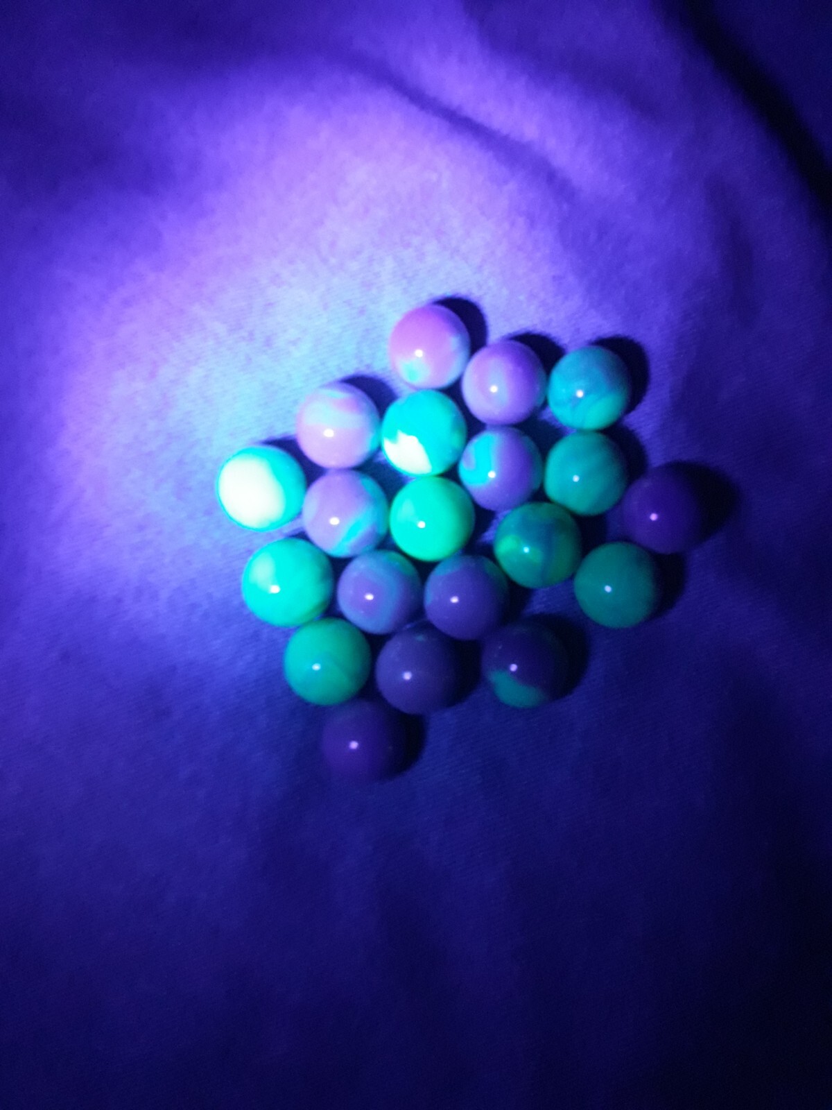 Jabo 20 Fenton Burmese Glass UV Reactive Marbles Florescent Uranium Ultraviolet