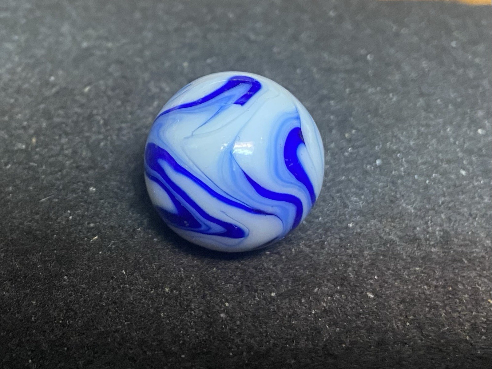 Beautiful Big Alley Inkie Marble Mint 7/8”(.875”) A Real Keeper