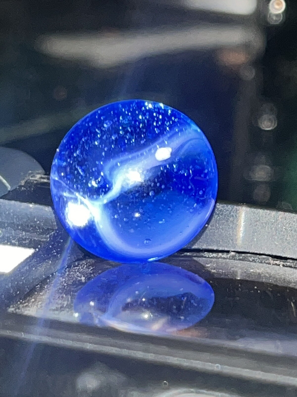 VTG PELTIER TRANSPARENT BUBBLY BLUE /WHITE SWIRL RAINBO 5/8” MARBLE