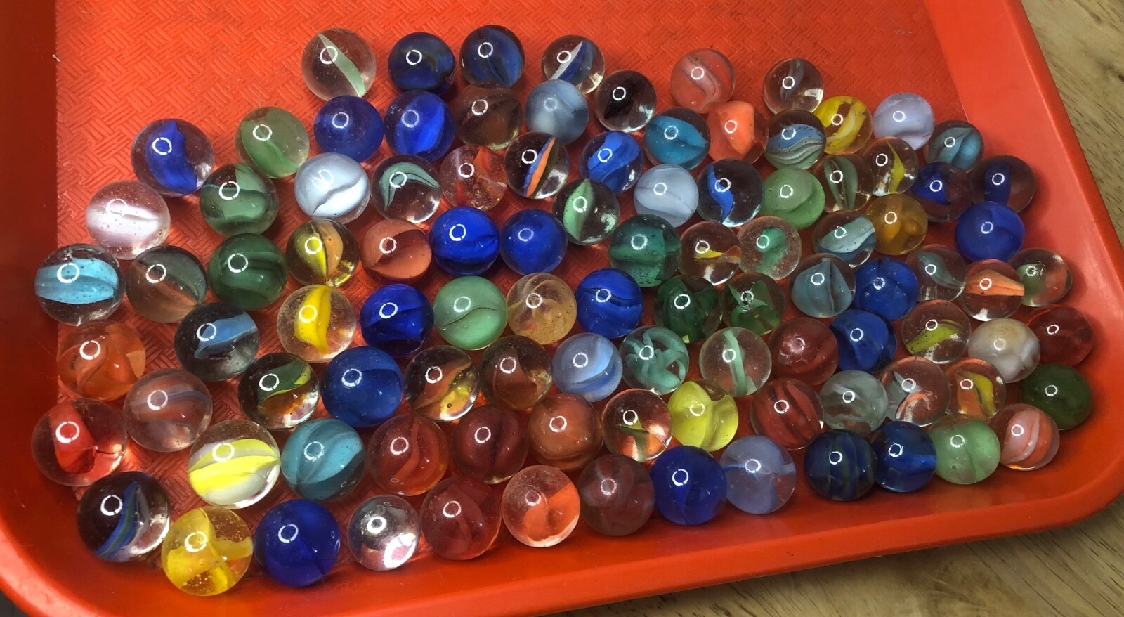100 vintage CATS EYES OR RIBBON glass marbles 15-17mm tiny bubbles