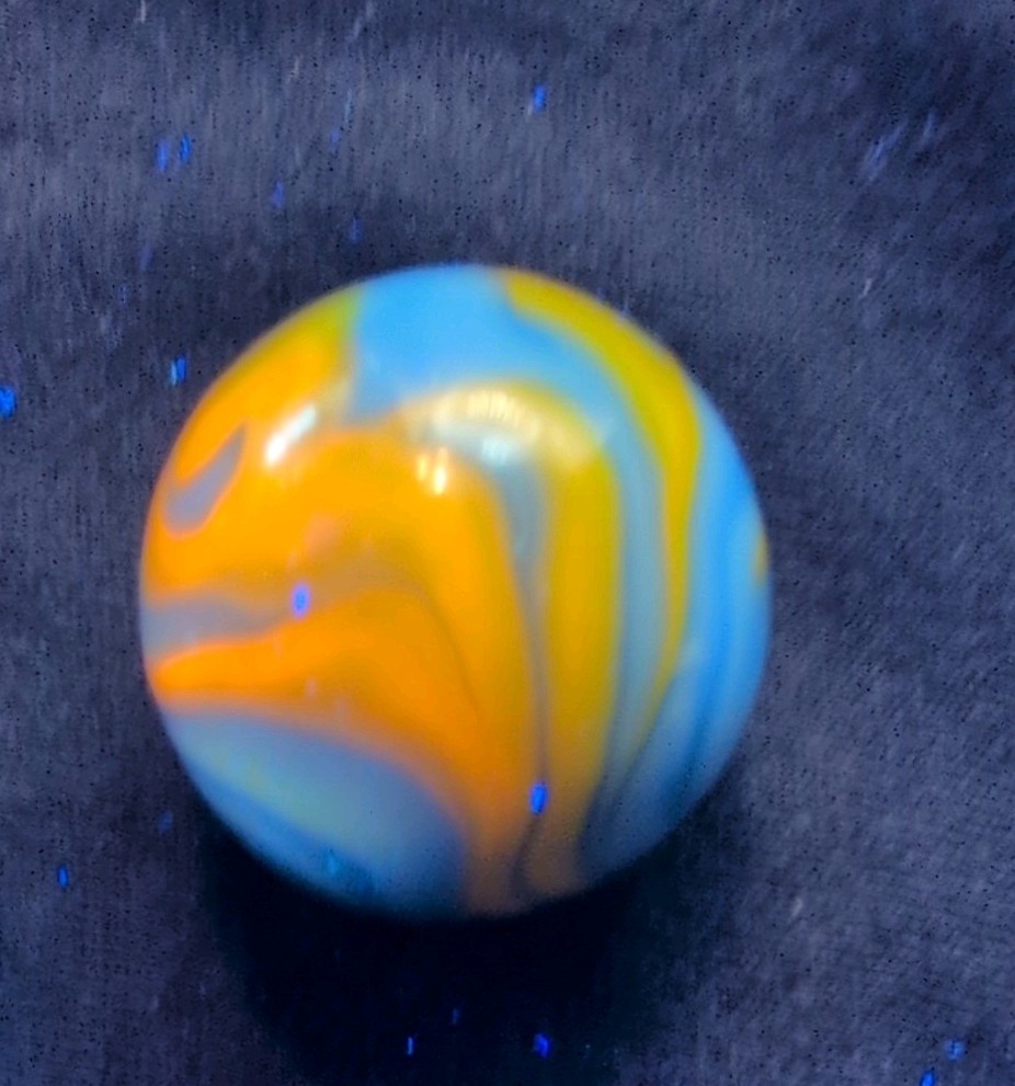 Rare 1 in. Vintage Akro Agate Cub Scout Corkscrew Shooter Marble-Cadmium Glow
