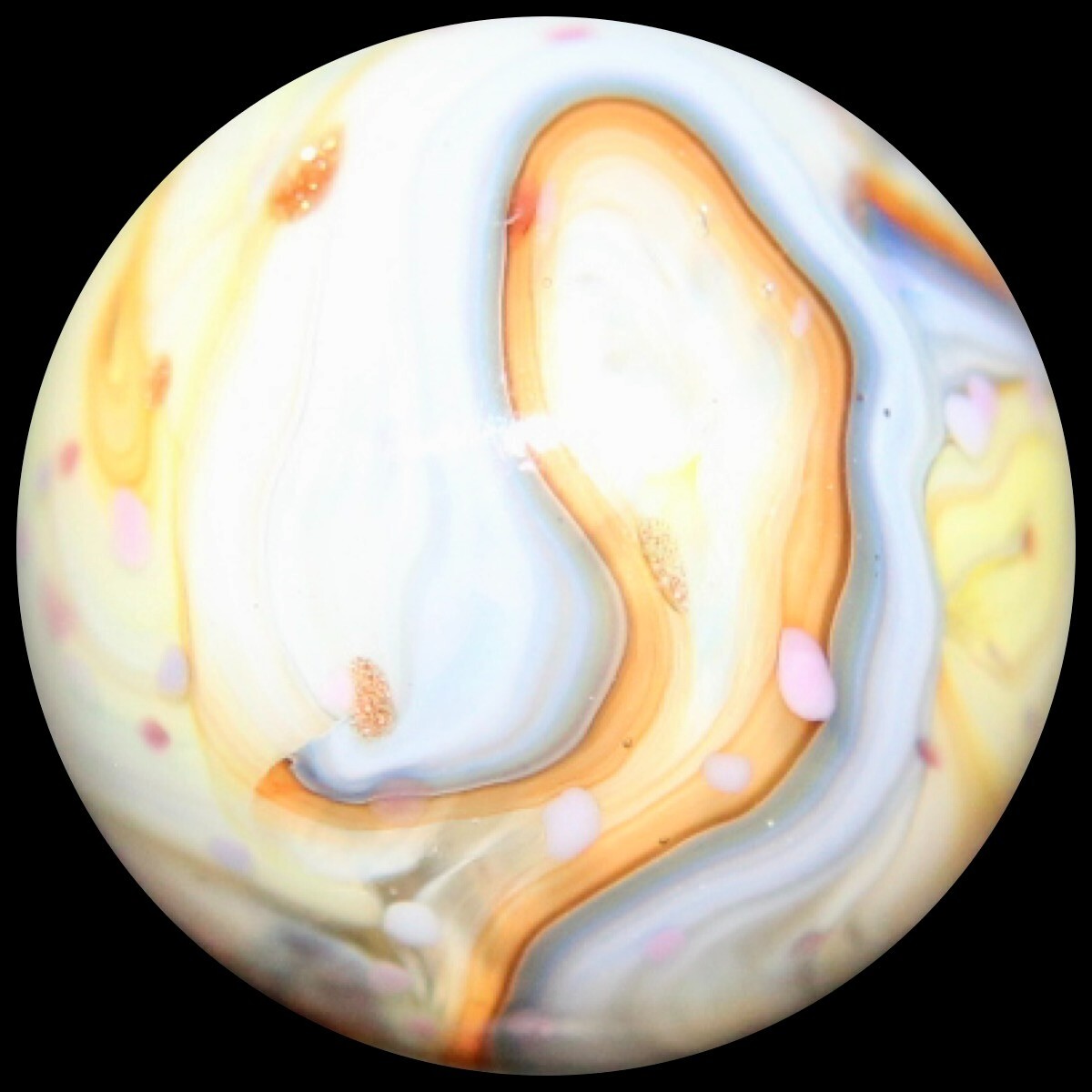 DAS Equinox Marble: “Buttermilk” Family Lutz Guinea