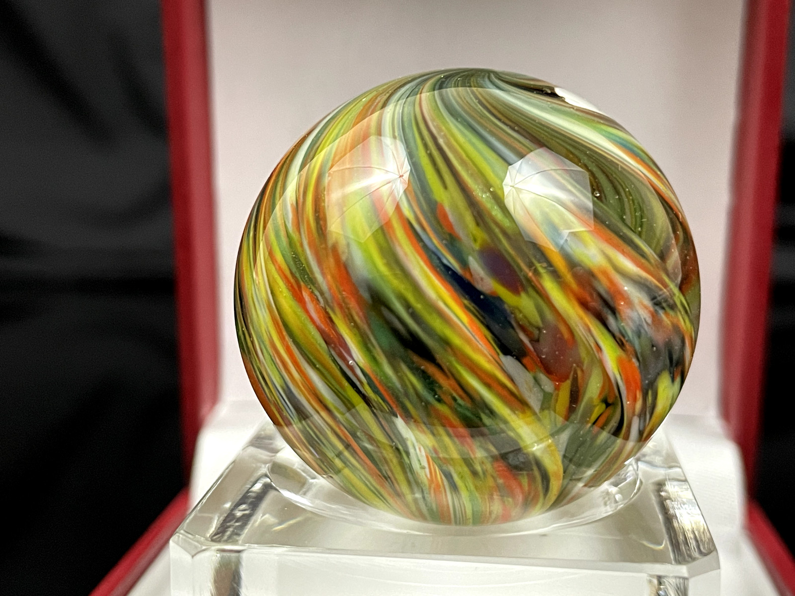 Rick Davis Glass Art Marble 1.48″ Signed Sprials Gold Flakes