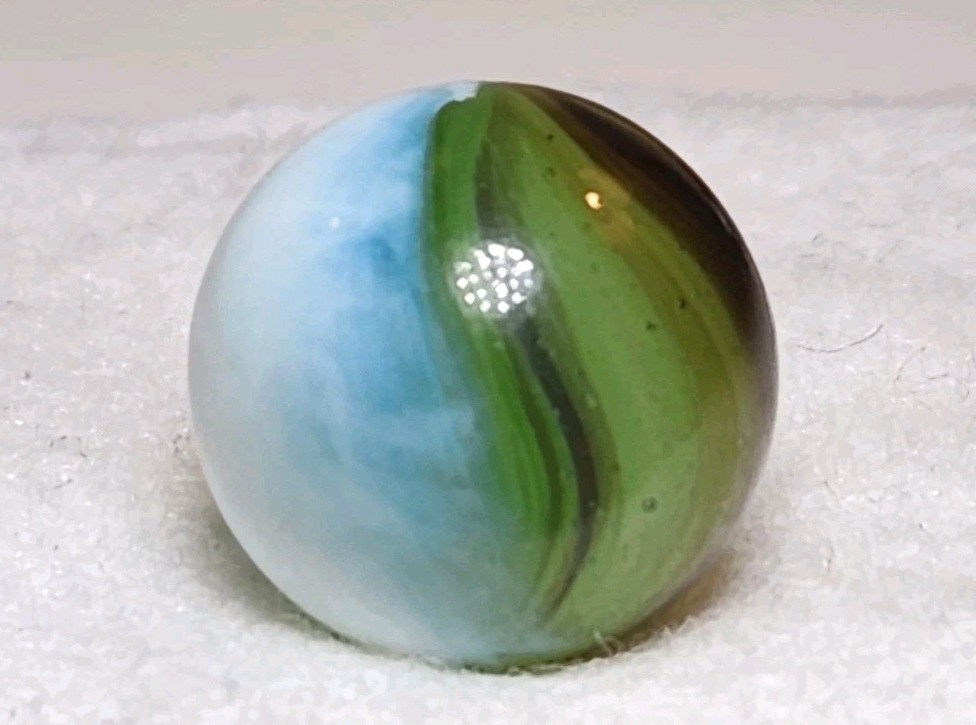 MASTER MARBLE CO. ‘Sunburst’ .65″ Vintage Marble ✨️