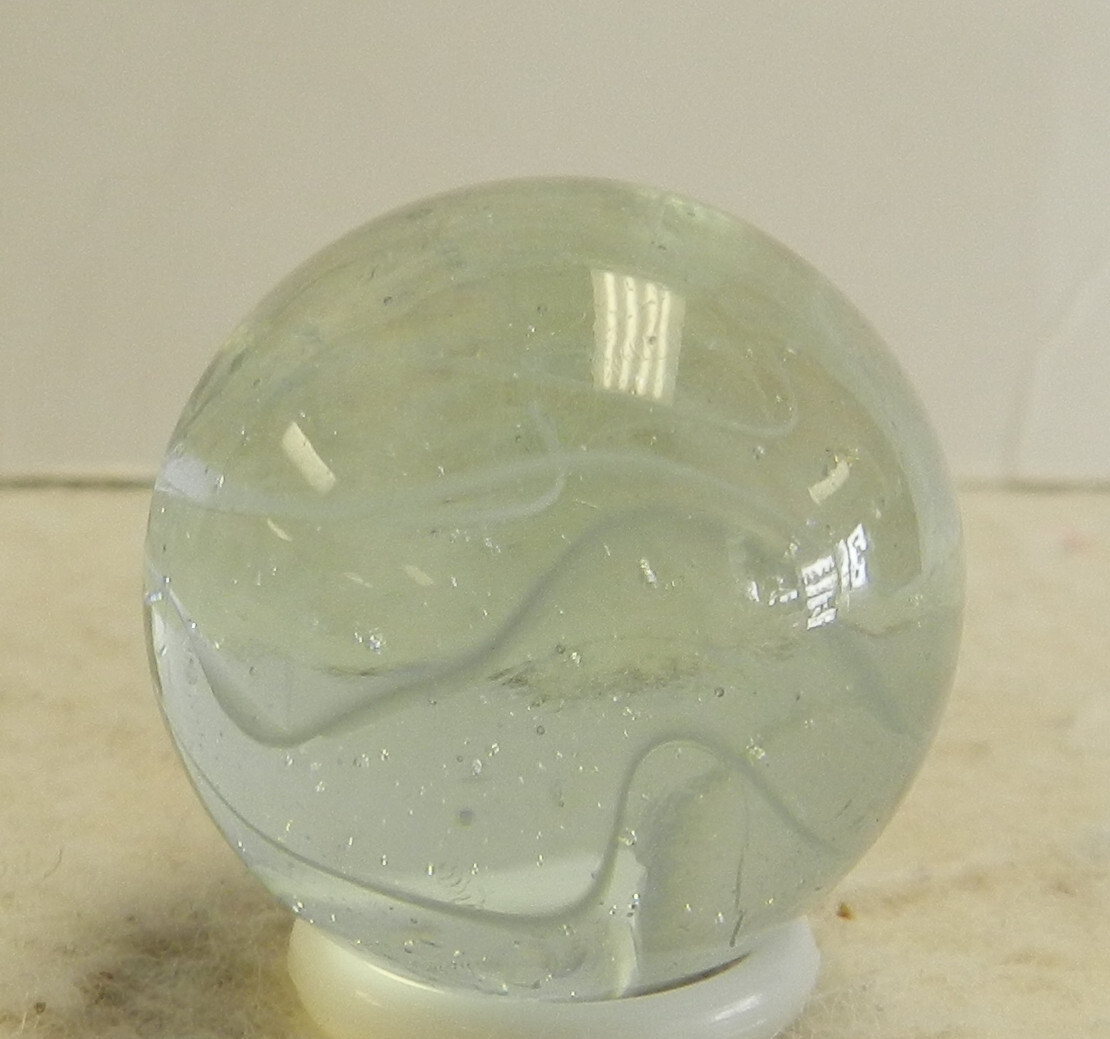#16377m Faint But Cool Vitro Agate Horseshoe Cat’s Eye Shooter Marble .90 In