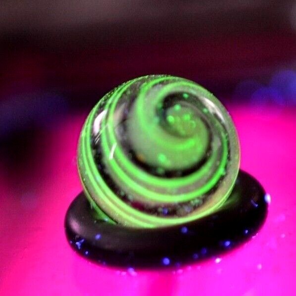 BRYAN TRILLAS GLASS MARBLE/.493″-MOTHER OF PEARL BLACKLIGHT-GREEN LUTZ, NEON,WHT