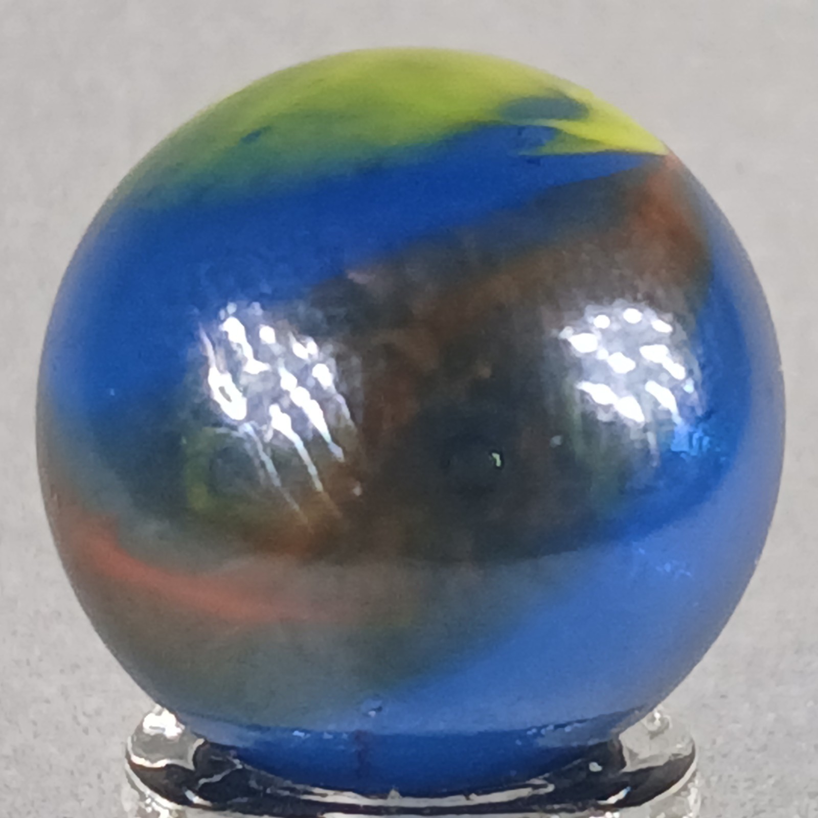 Vacor Iridescent Swirl Marble .62 Inches Near-Mint Condition Combined Shipping