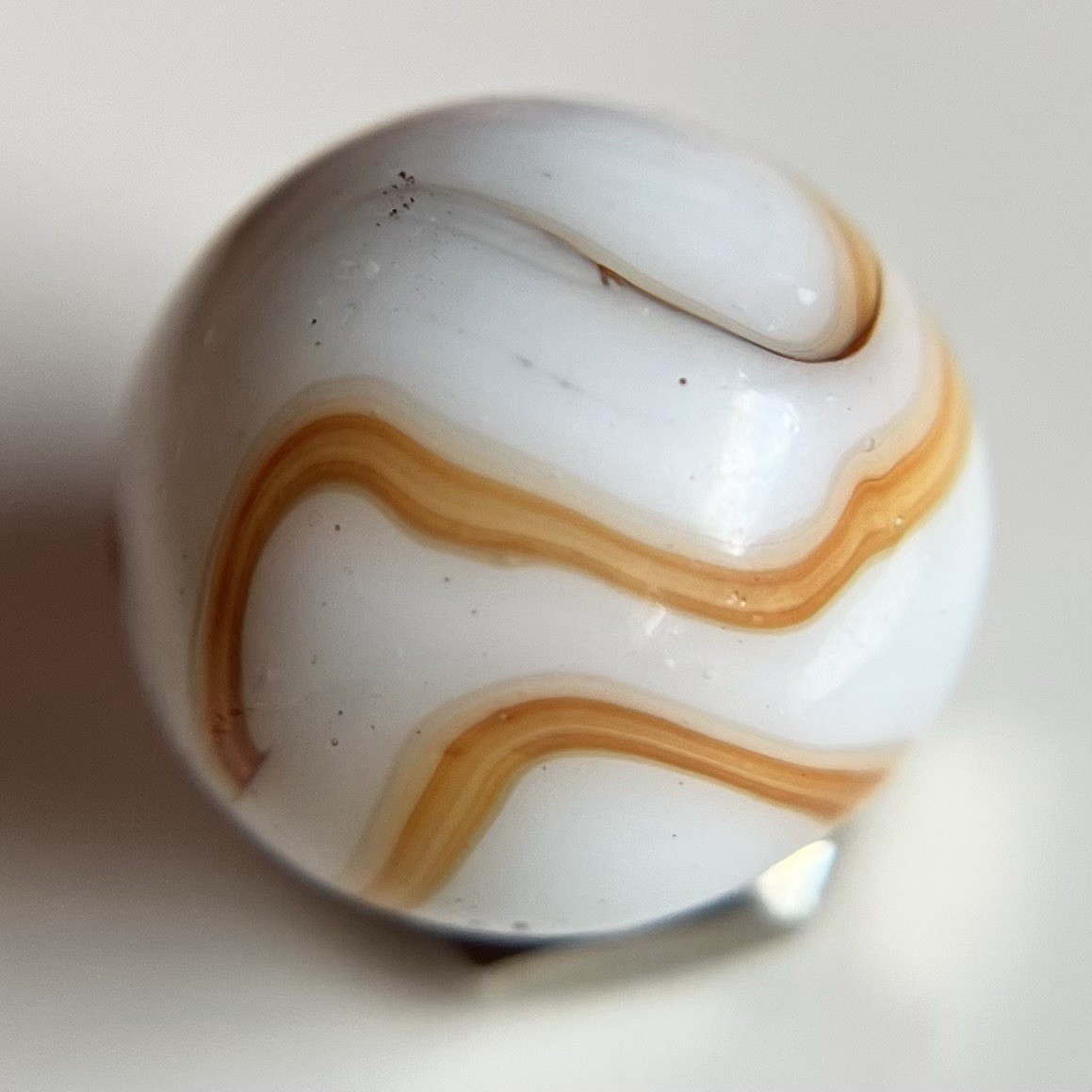 🧡 Vintage Marbles – HTF West Virginia Swirl Marble Ravenswood Alley Heaton