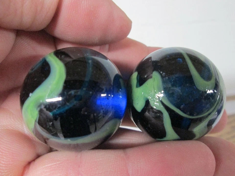 2 BOULDER 1 3/8 INCH 35MM SEA TURTLE BY MEGA MARBLES