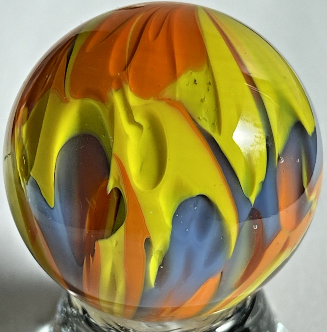 VTG 2003 STEVE DAVIS MARBLE SIGNED HANDMADE GLASS ART 1.48 MELTED CRAYOLA CRAYON
