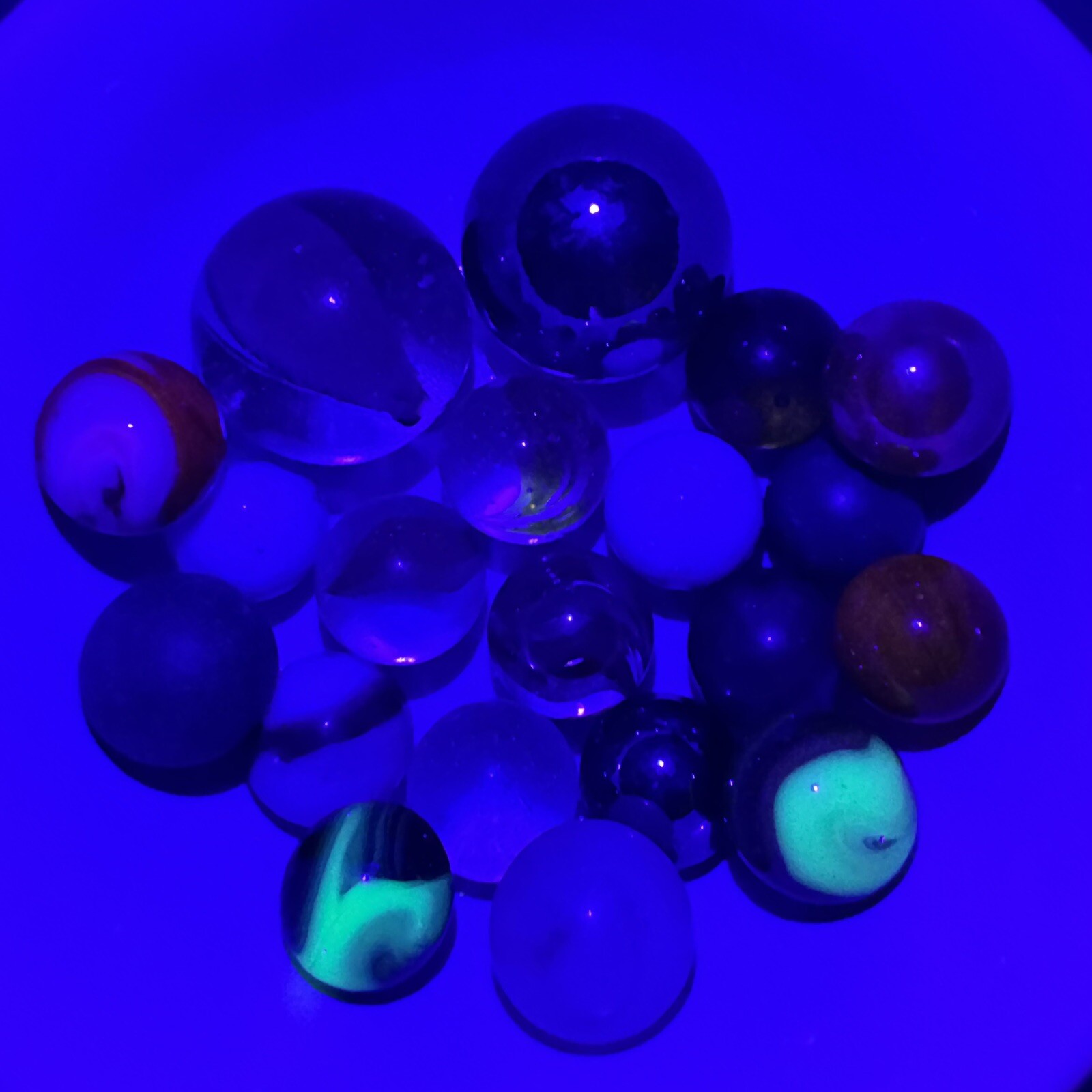 Vintage Marble Lot Of MARBLES UV Reactive Cadmium Uranium Lot #87
