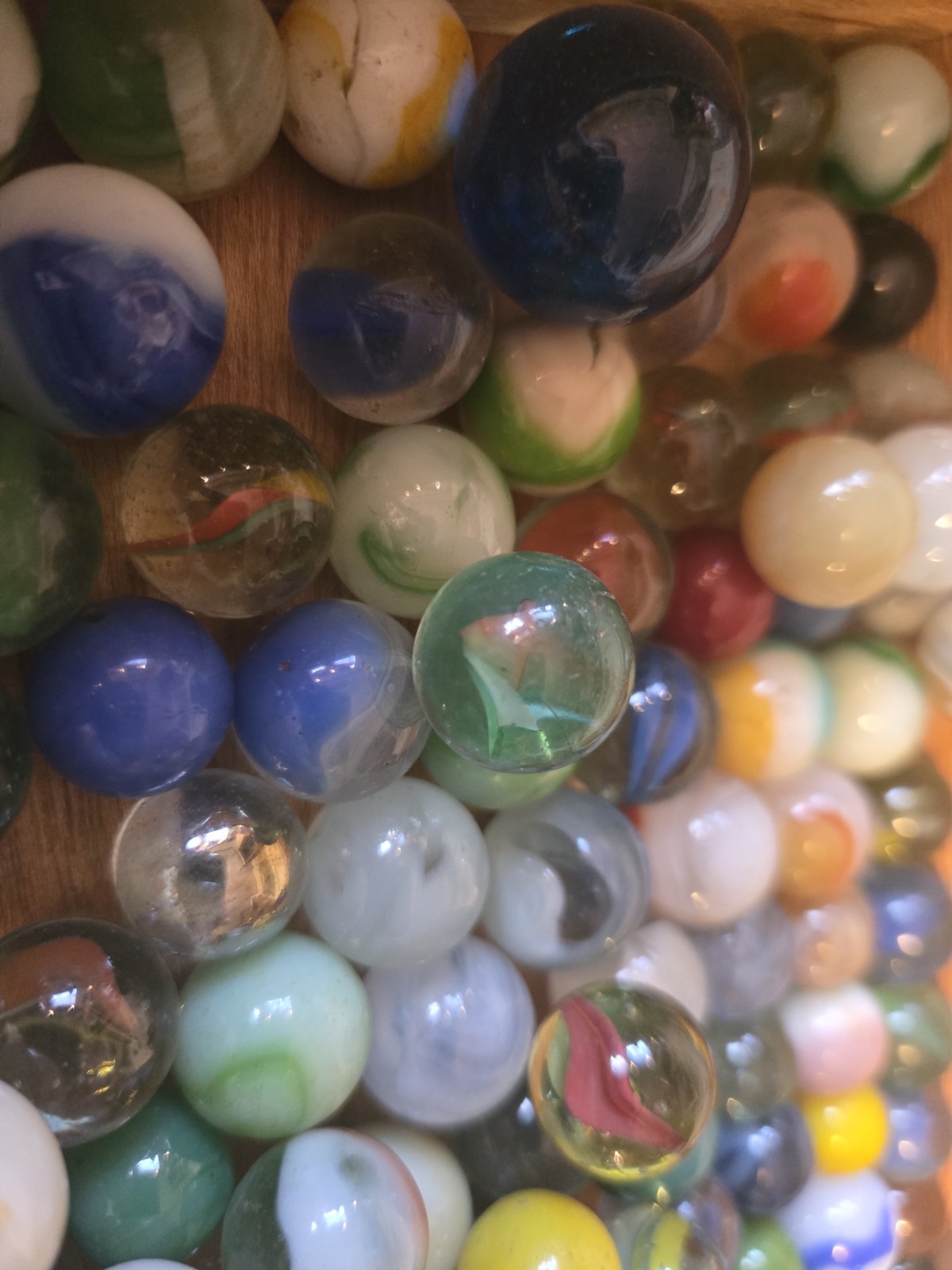 Mix Of Marbles: Cat’s Eye, Machine Made, Hand Made, Shooter’s, Swirl, Vitro