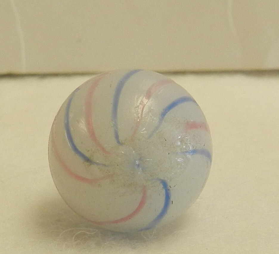 #18616m Small Vintage German 2 Color Bands Handmade Clambroth Marble .61 In