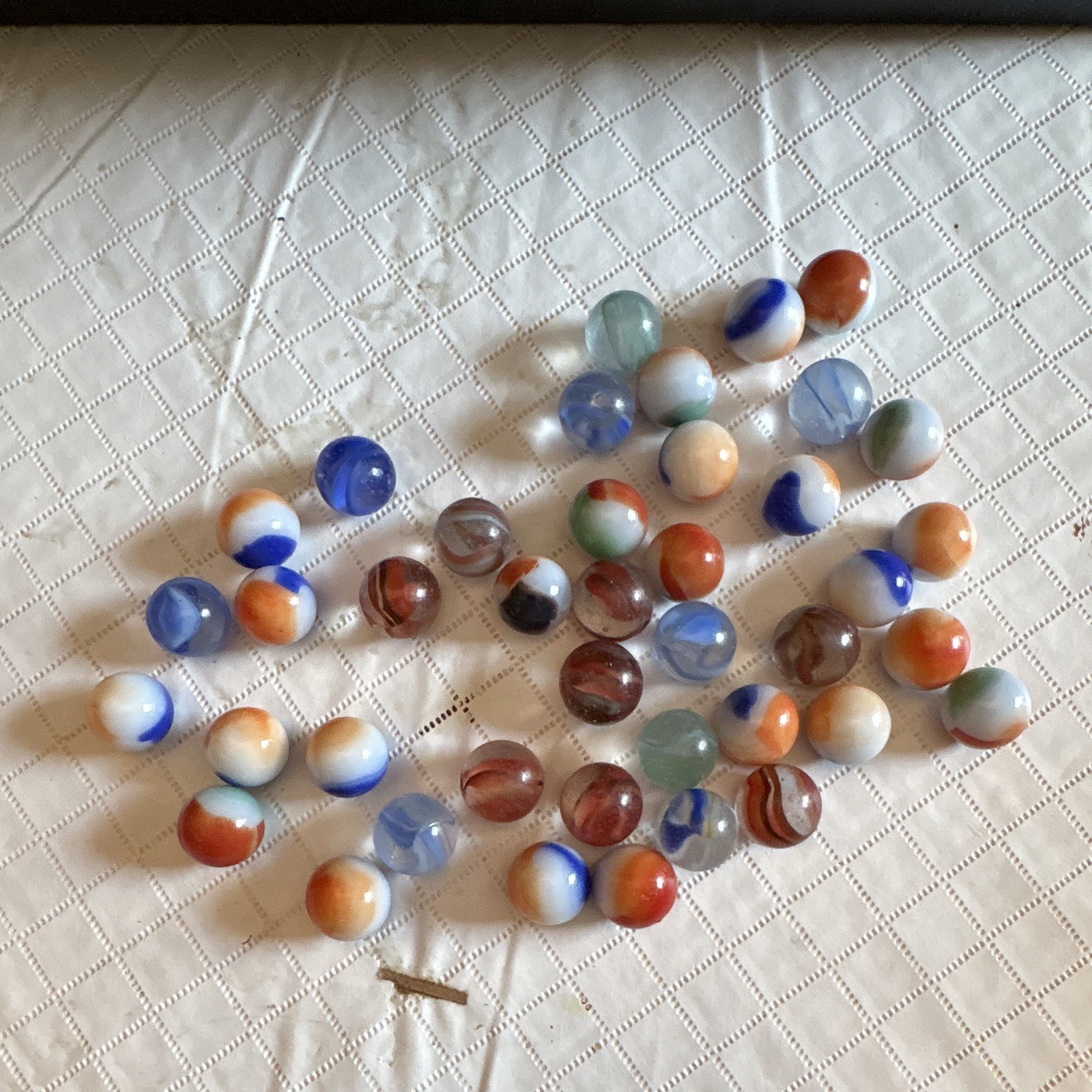 Channel Craft Nostalgic Mixed Lot Machine-Made Glass Marbles w/ Pouch Bag & Tag