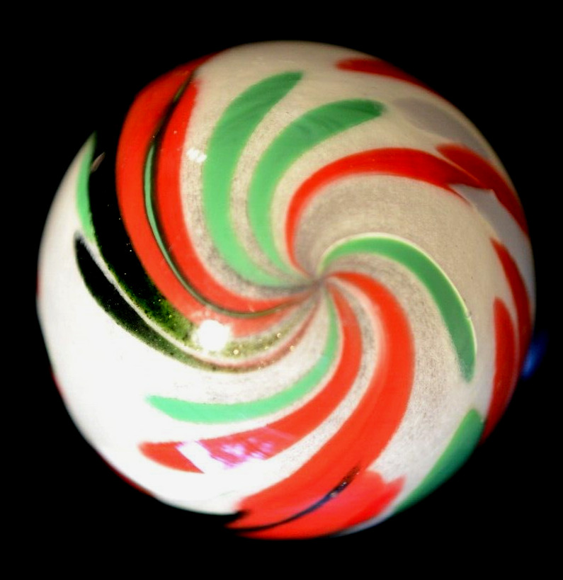 BRIAN TOSELAND GLASS MARBLE/1.797″-CHRISTMAS GUINEA-LIME GREEN UNDER BLACKLIGHT